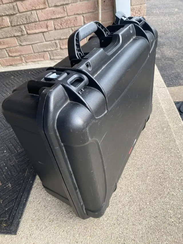 Gator Waterproof Equipment Case in Pro Audio & Recording Equipment in Kitchener / Waterloo - Image 5