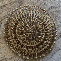 Stunning Large "Raised Shield" Sarah Coventry Canada Openwork Br