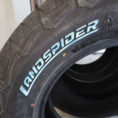 Never used taking off a new jeep, gone with winters so I got these,excellent condition no wear no da...