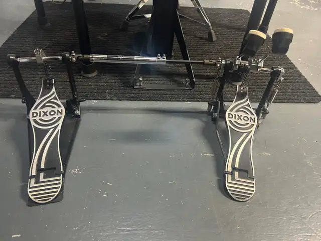 ALESIS Electronic Drum Kit408078523690526723