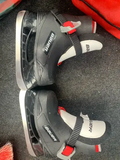 Bauer skates y06/07 , View more