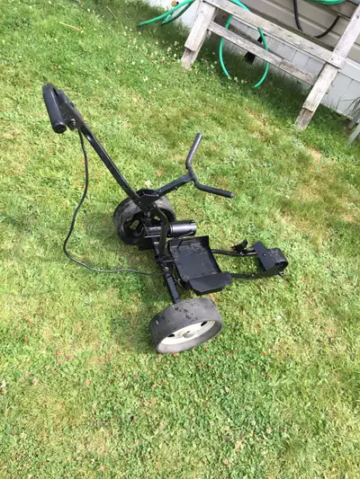 Electric golf caddy Needs battery
