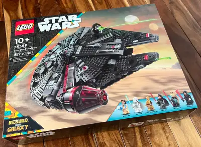 LEGO Star Wars Millennium Falcon (75375), View more