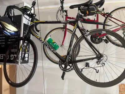 Giant TCR Aero Composite Road Bike, View more