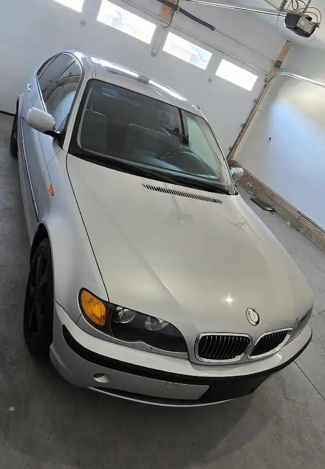 2002 BMW 325xi 513080874364446725