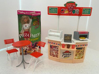 BARBIE - PIZZA HUT PLAYSET and SKIPPER Pizza Party doll