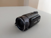 Canon VIXIA HF S100 Camcorder Kit