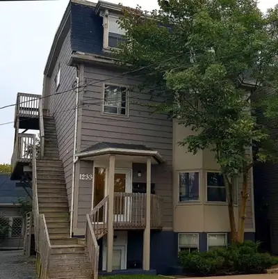 1233 Queen Street- 1 Bedroom Apt Sept 1st!