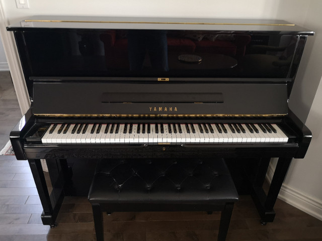 Like New Yamaha U1 Upright Piano in Pianos & Keyboards in Markham / York Region