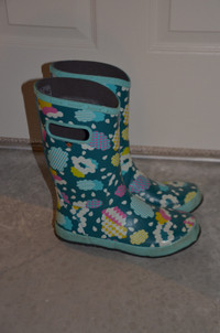 Rain Boots - Size 6 Womens