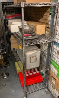 Metro wire rack shelving system
