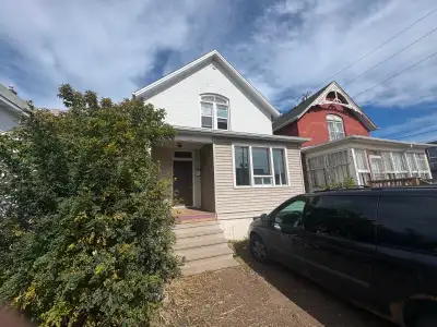 Spacious 4-bedroom detached house with a fenced yard and full basement! This large home has room for...