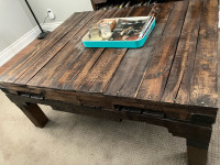 Oak pallet coffee table