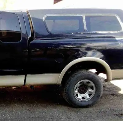 Canopy for Ford F150/250 (older model) Canopy in Great Shape, comes with all mounting brackets, 6'5...