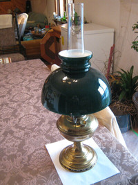 Aladdin Oil Lamp - Antique  Model 11 - REDUCED!