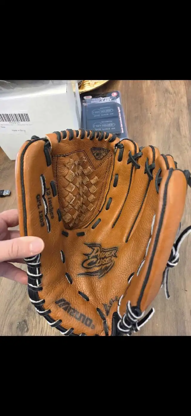 Mizuno left baseball glove 1264711646357762122