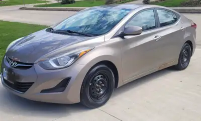 Selling my 2015 Hyundai Elantra -Runs & Drives -6 Speed Manual -332,900 km highway driven 90% -only...