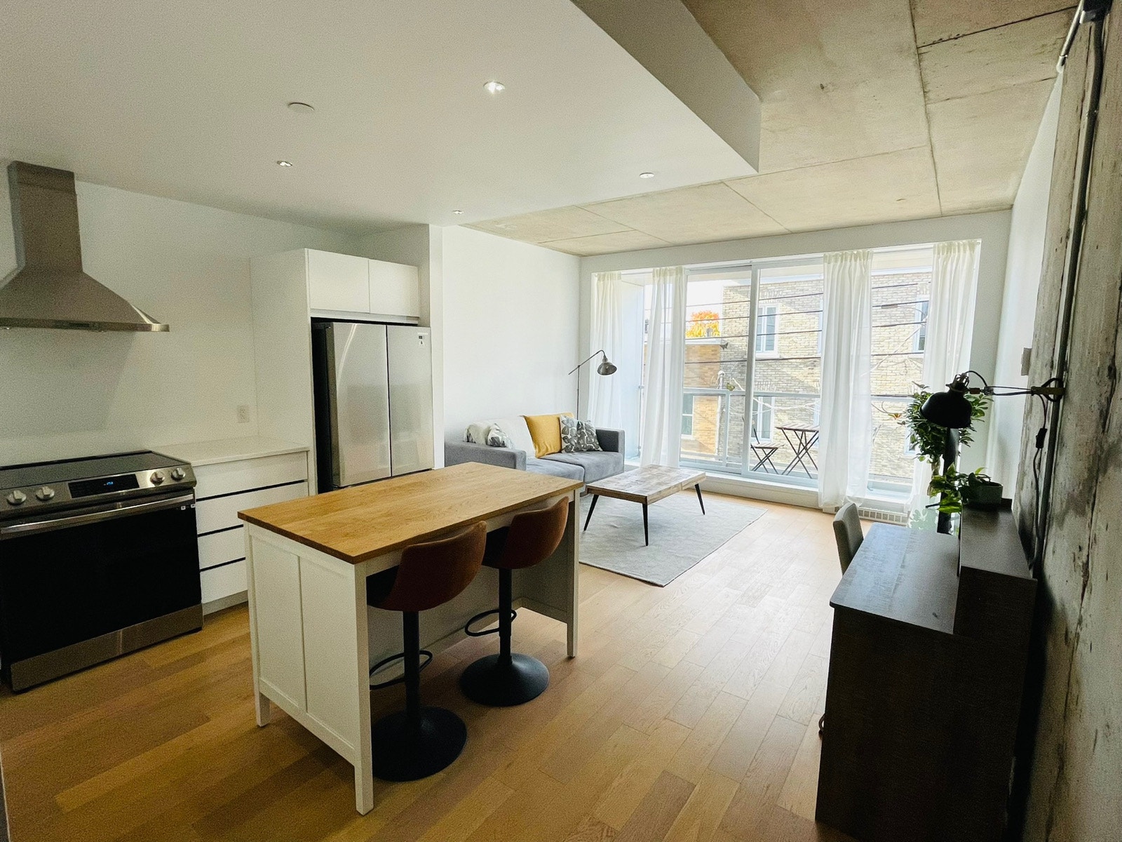 190 Rue St-Jean — photo 1