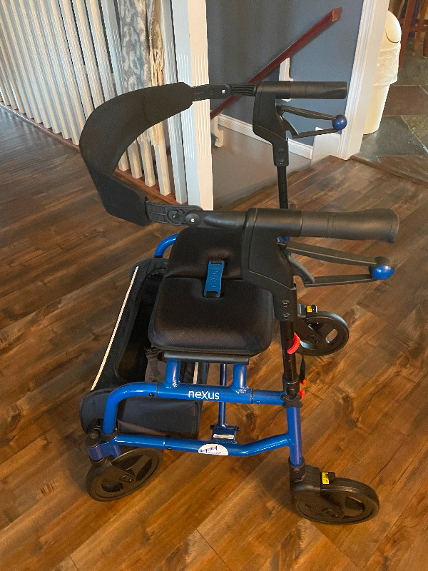 Adult walker like new used twice. Rollator neXus 3. $350 OBO in Health & Special Needs in Mission - Image 2