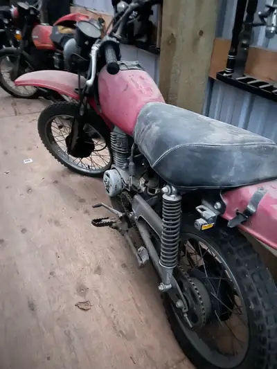 Selling 2 used Honda motorcycles, perfect for restoration or parts. These bikes have seen better day...