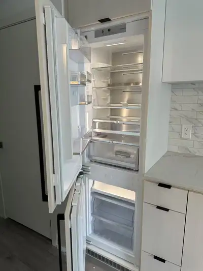 Yonge & Dundas New Condo --- Available July 1