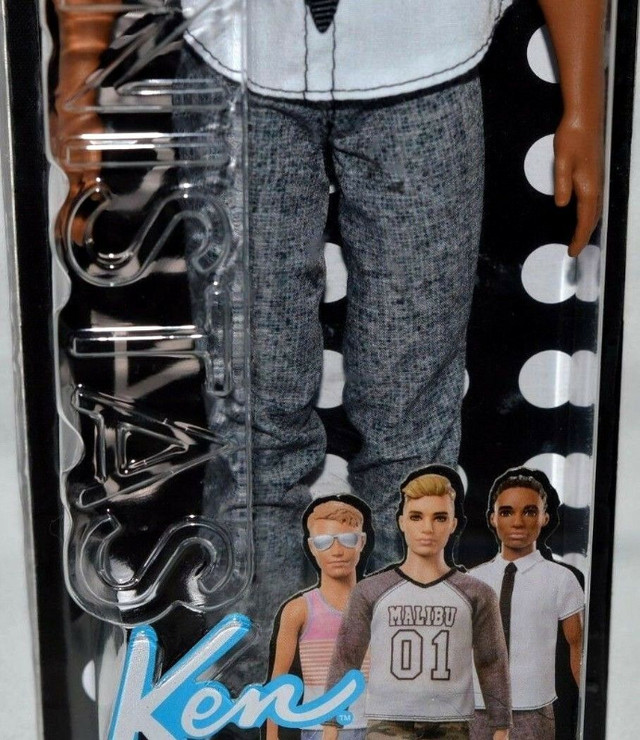AFRICAN A. FASHIONISTAS BARBIE KEN DOLL-10-CLASSIC COOL-CORNROWS in Toys & Games in Mississauga / Peel Region - Image 4