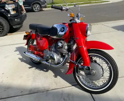 Honda CA77 Dream 305cc Full restoration recently completed. Professional paint job and chrome platin...