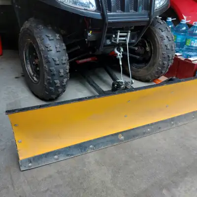 arctic cat 5' atv snowplow, yellow poly and swivel push rail assembly, plus mounting brackets / good...