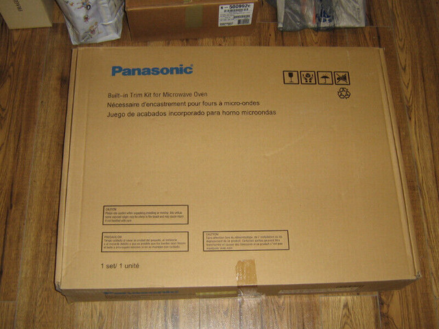 PANASONIC MICROWAVE STAINLESS STEEL TRIM KIT in Microwaves & Cookers in Mississauga / Peel Region - Image 3