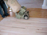 Hardwood floor refinishing (dustless) sanding & finishing