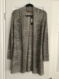Black/white /silver sequins knit cardigan in size M