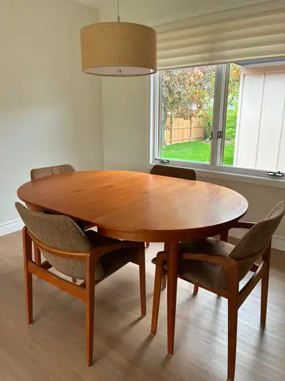 RARE MID CENTURY MODERN DINING ROOM SET, View more