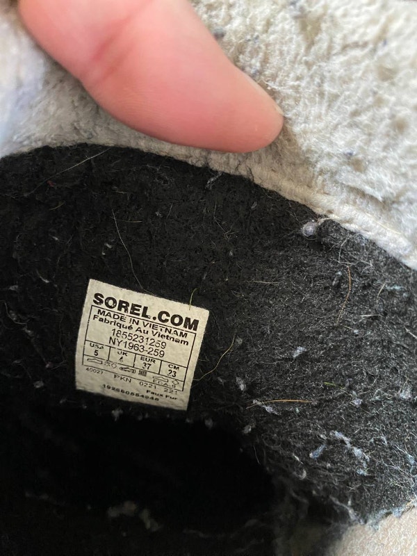 Kids Sorel Winter Boots (Size 5 US) Kids & Youth Edmonton Kijiji