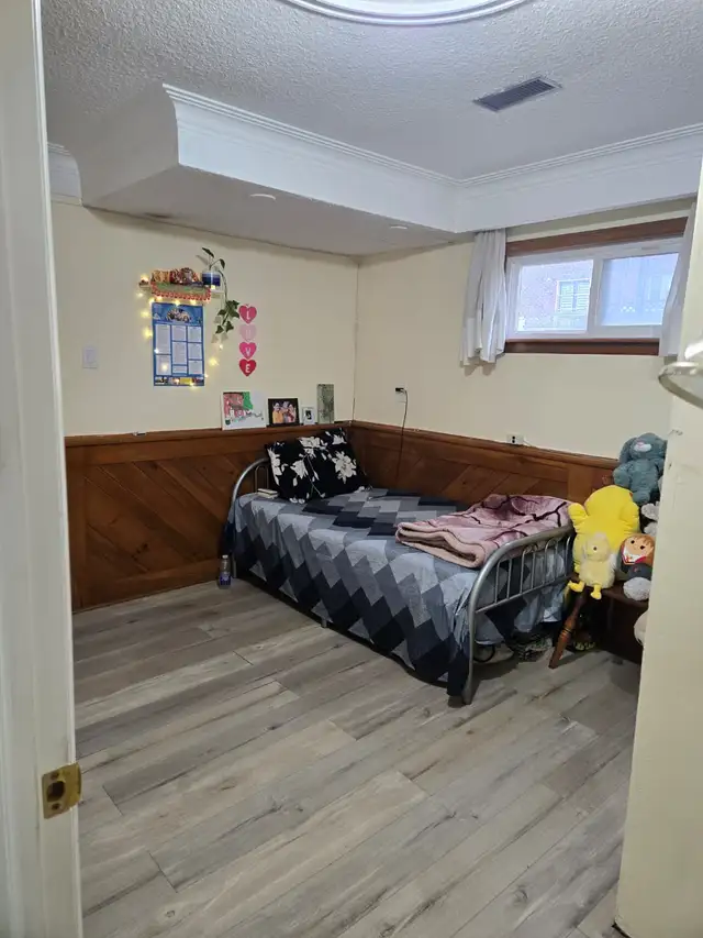 FULLY FURNISHED ROOM IN BASEMENT IN MALTON ONLY FOR GIRLS in Room Rentals & Roommates in Mississauga / Peel Region - Image 7