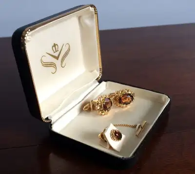 Matching set of Gustave Sherman "SENATOR" cufflinks and tie clip. Well cared for and same magnificen...