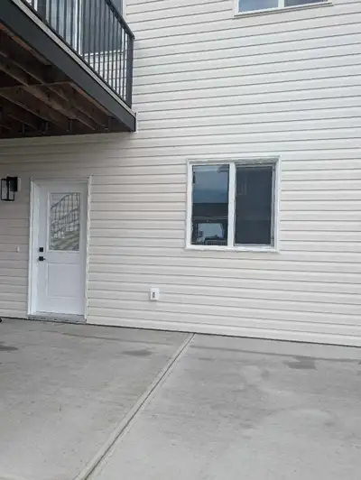 Modern basement Suite ( available immediately)