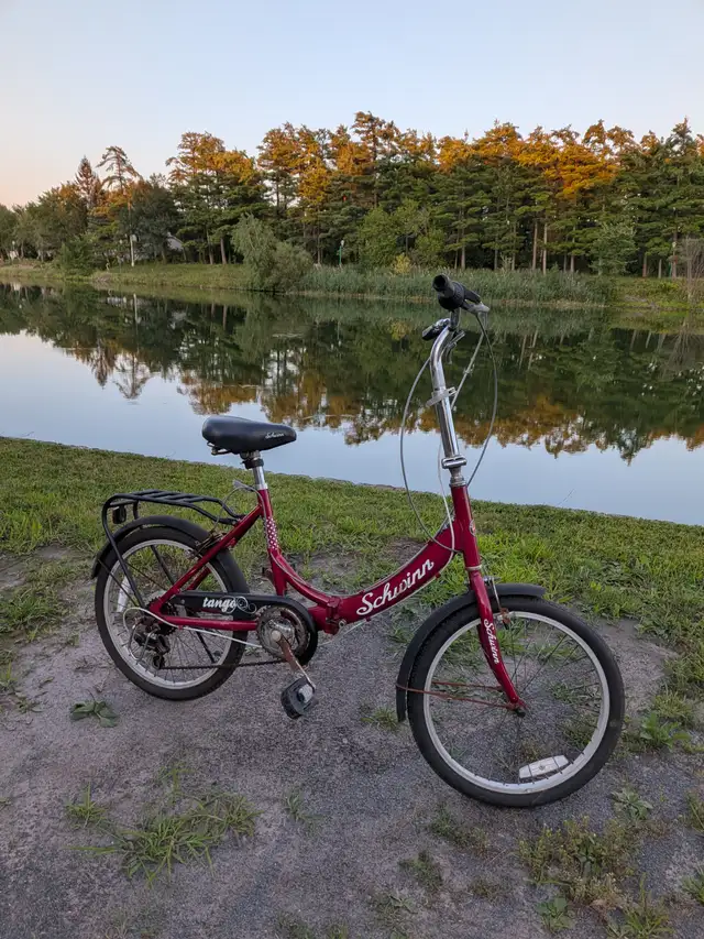 VELO PLIABLE SCHWINN TANGO 20 PO. in Other in Longueuil / South Shore - Image 2