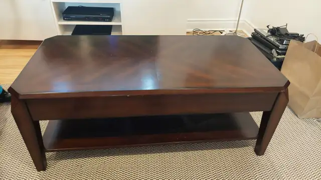 Lift - Top Coffee Table