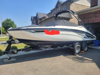 For Sale: 2018 Yamaha AR210 Jet Boat – Excellent Condition – Loaded with Extras! Looking for summer...