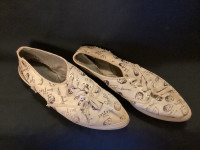 PRICE DROP - Beatles RARE ORIGINAL Wing Ding 60’s Sneakers