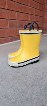 Rain boots size toddler 7