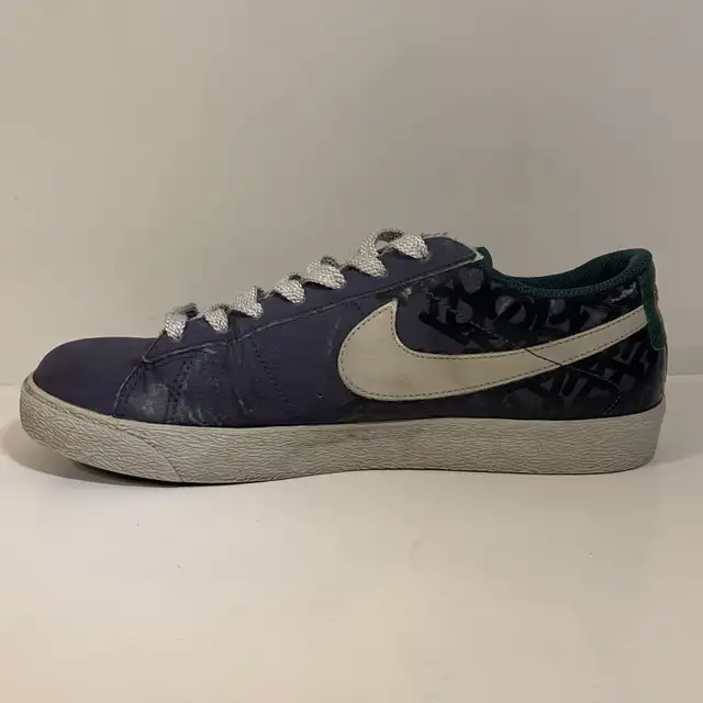 Y2K '08 Nike NYX Blazer Low Purple Grey White Mens Size 10 Shoes in Men's Shoes in Mississauga / Peel Region - Image 5