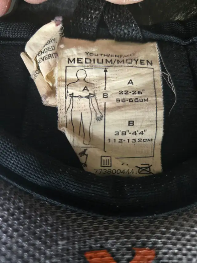 Youth Hockey Equipment-80.00 For All in Hockey in Winnipeg - Image 4