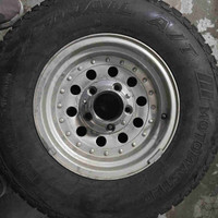 235/75/r15 Like New AT Tires w/Rims
