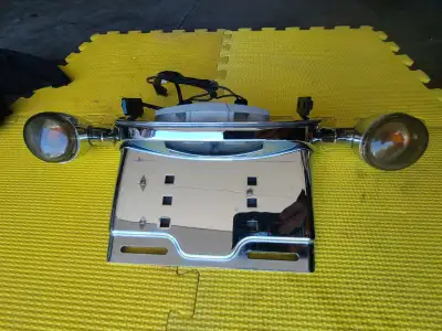 Harley davidson vrod OEM chrome license plate assembly/turn signals of 2006 vrod 240 mm wide tire in...