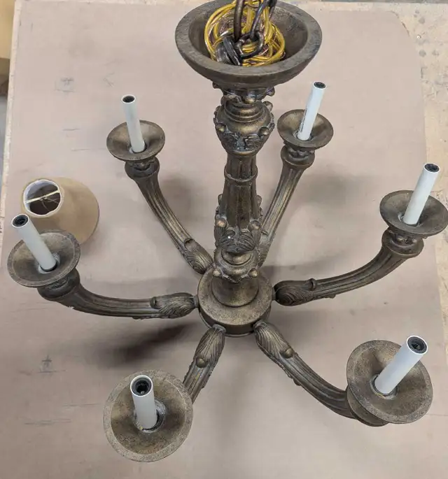 Dining Room Lamp Chandelier in Indoor Lighting & Fans in Markham / York Region - Image 2