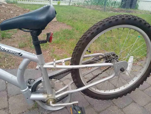 Trail-A-Bike in Kids in Edmonton - Image 3