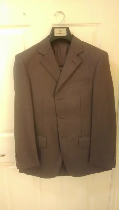 (LikeNew) Valentino Emperor Men's Suit Jacket w/ Armani bag (44), View more