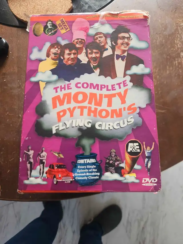 Monty Python DVD set628643648008991216
