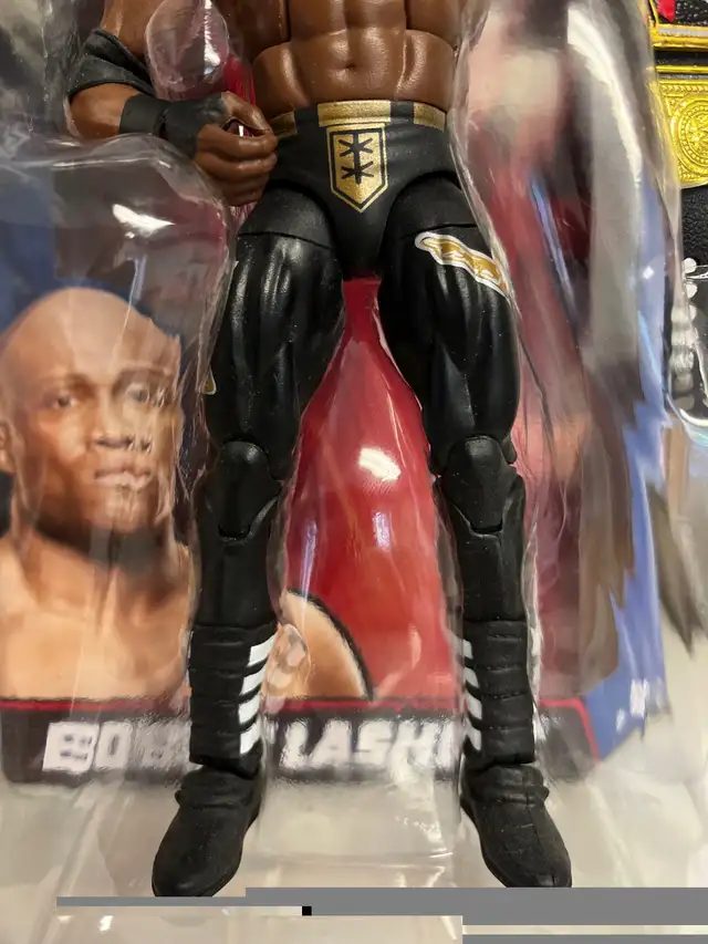 Bobby Lashley Wrestling WWE Mattel Elite Action Figure Series 89 in Toys & Games in Hamilton - Image 4